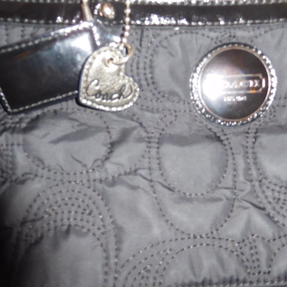 COACH STRIPE STITCHED NYLON TOTE—E1276- F17668 $160 - Picture 4 of 8